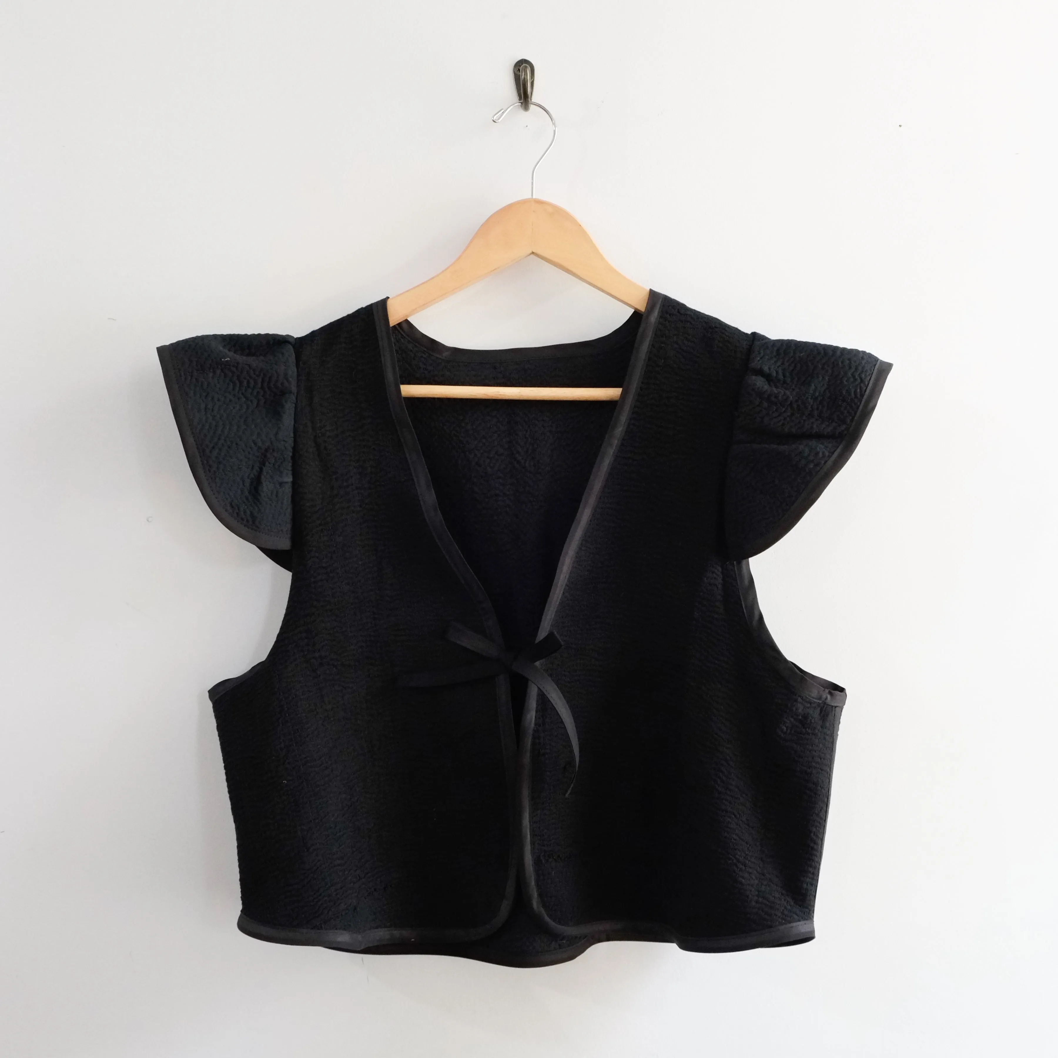Amelia Flutter Sleeve Vest Black L022
