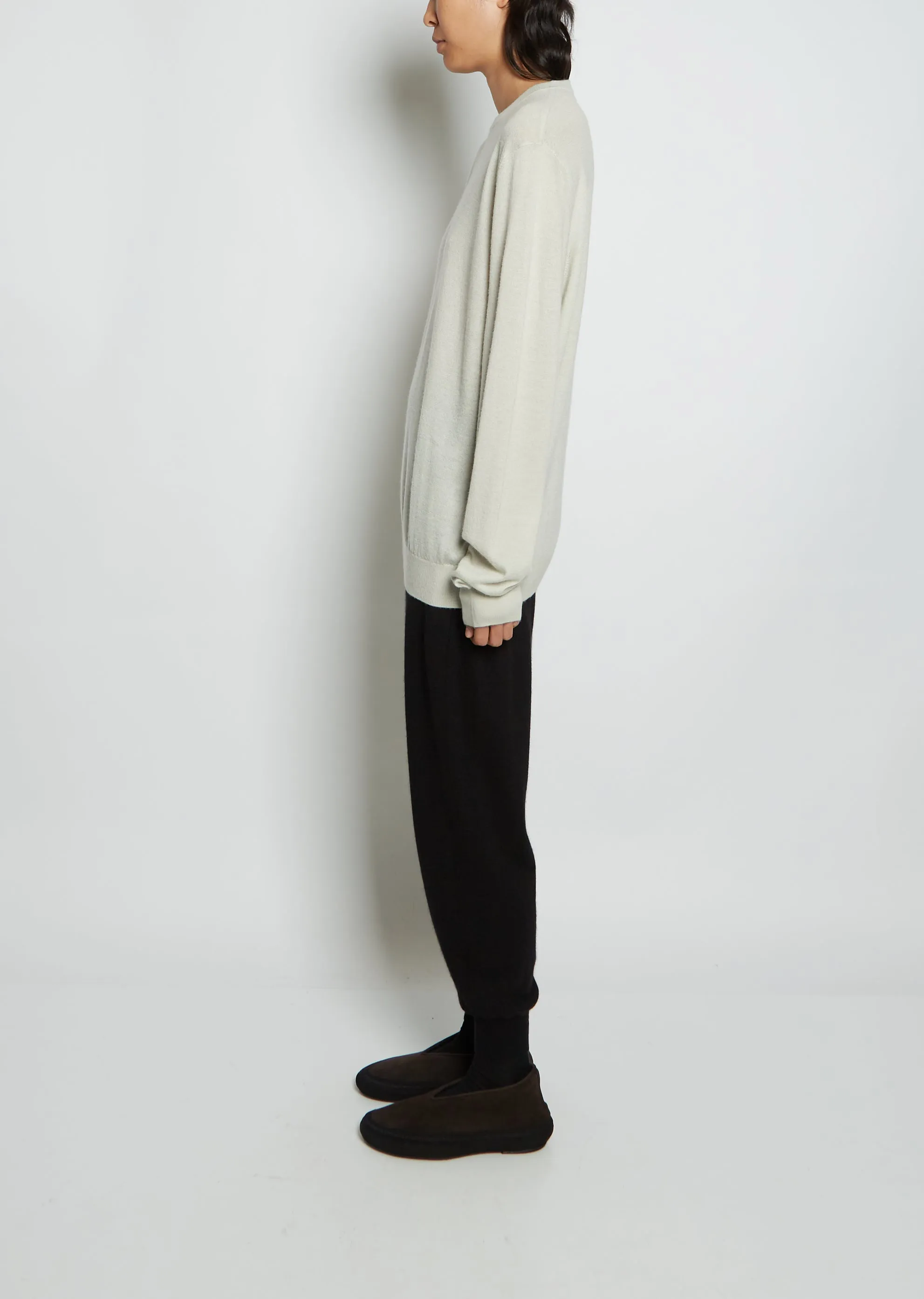 Boyfriend R-Neck Cashmere Sweater — Silver Green